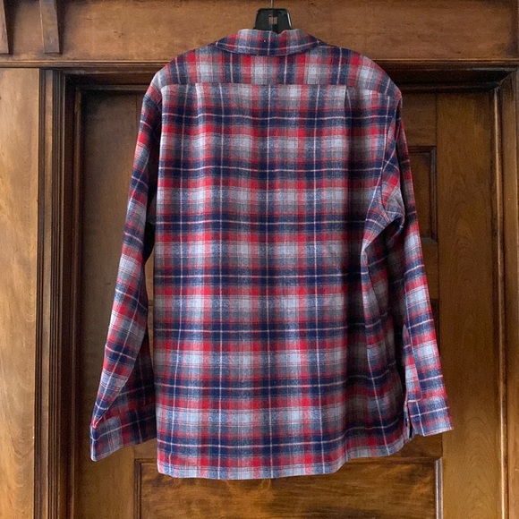 Pendleton button down - Picture 2 of 3